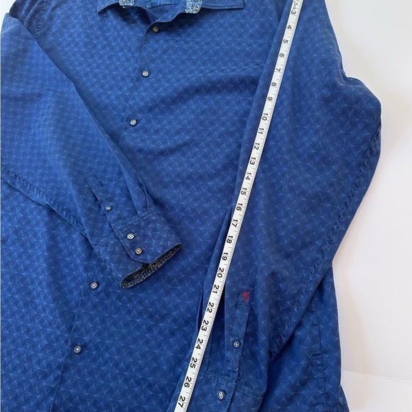 Men’s Robert Graham Long Sleeve Shirt
Size 2XLT​ - Picture 3 of 7